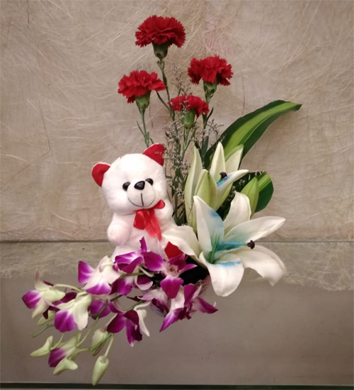 Teddy & Flowers