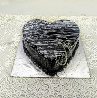 1kg Heart Shape Truffle Cake